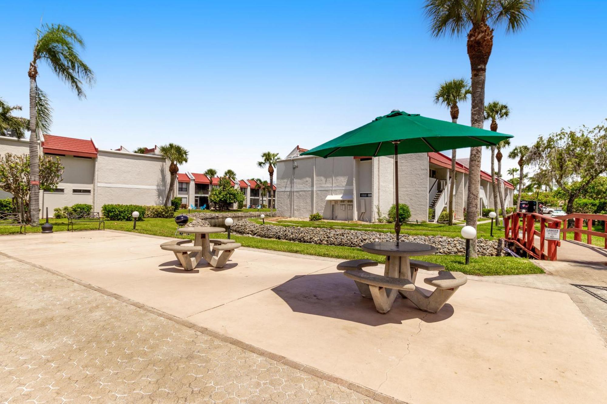 Runaway Bay Condos Bradenton Beach Rum bild