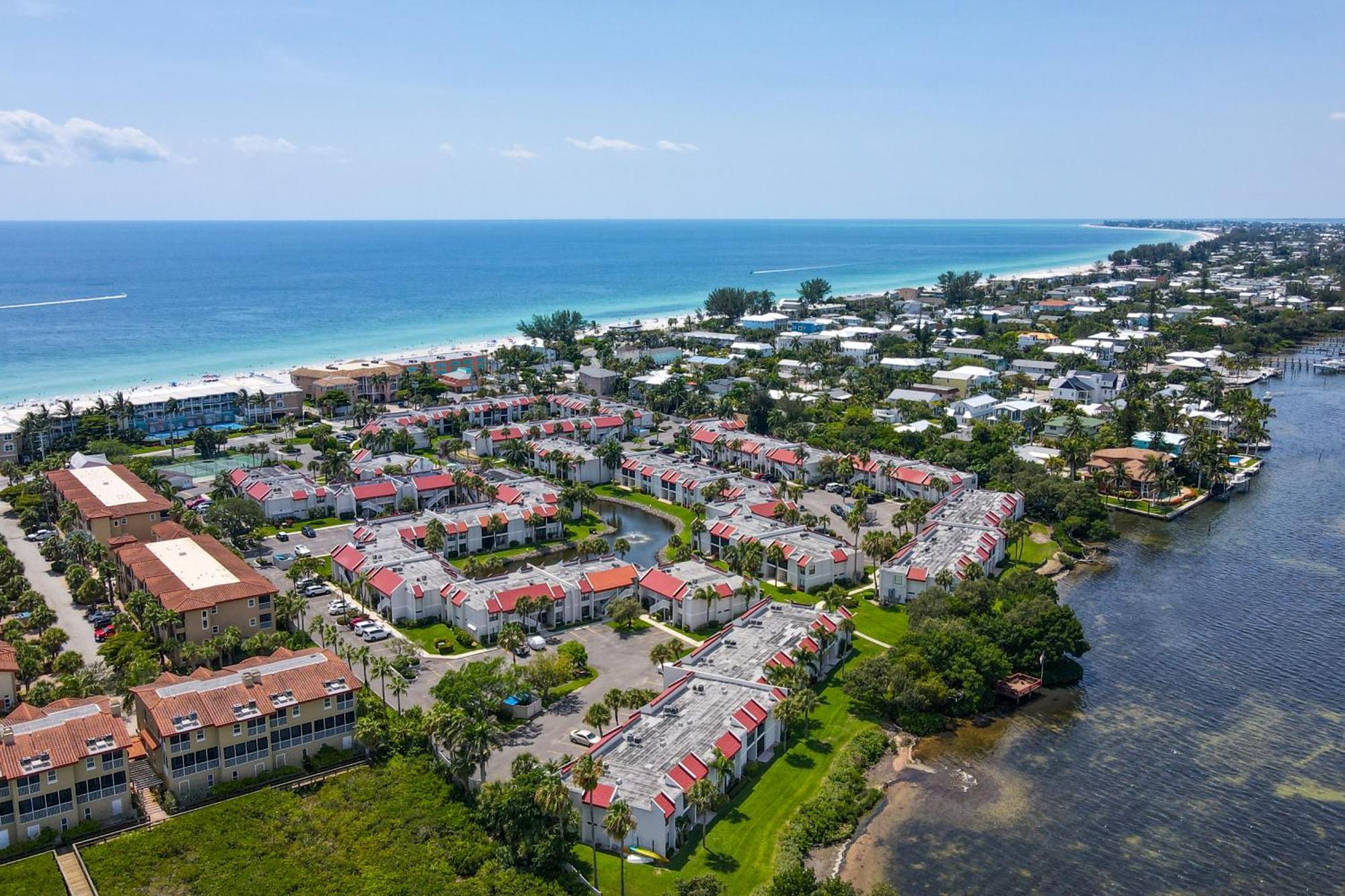 Runaway Bay Condos Bradenton Beach Rum bild