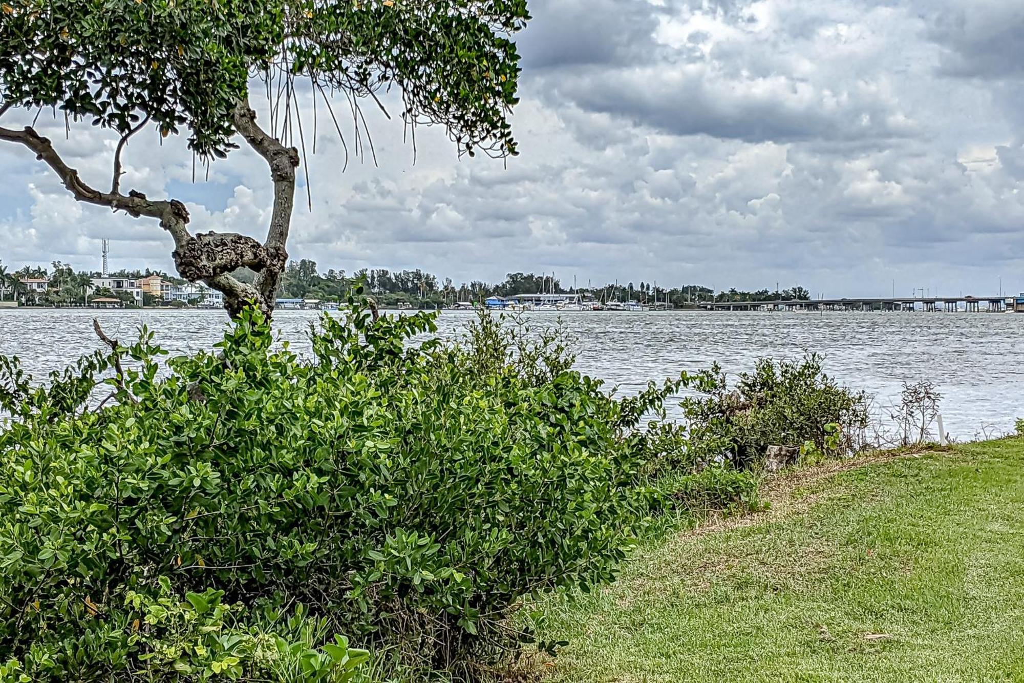 Runaway Bay Condos Bradenton Beach Rum bild